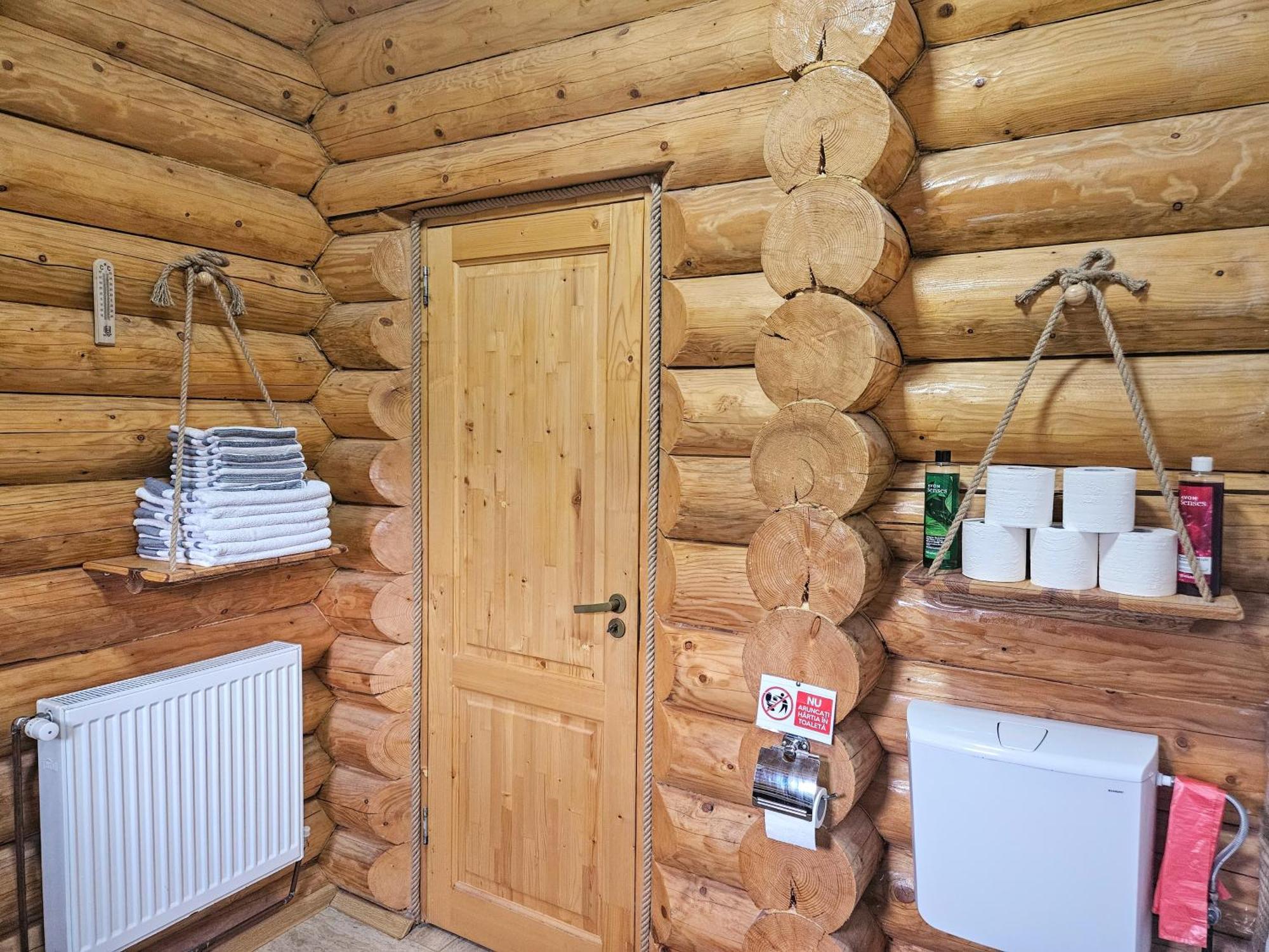 Cabana Alesia, Relaxare La Poalele Raraului Câmpulung Moldovenesc Exterior foto